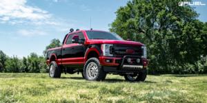 Ford F-250 with Fuel Forged Wheels FF29